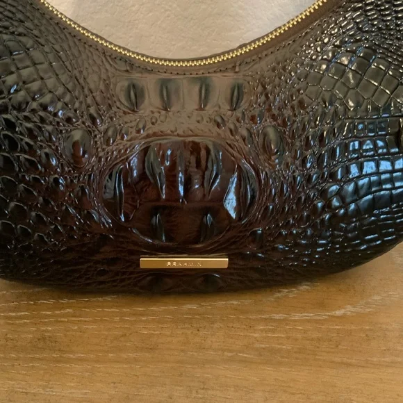 Brahmin Small Bekka & Ady Wallet w/ double eye placement - Picture 2 of 8